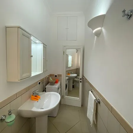 La Dimora Dei Conti Apartment